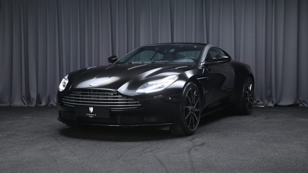 Aston Martin DB11 V12 Coupé aut.