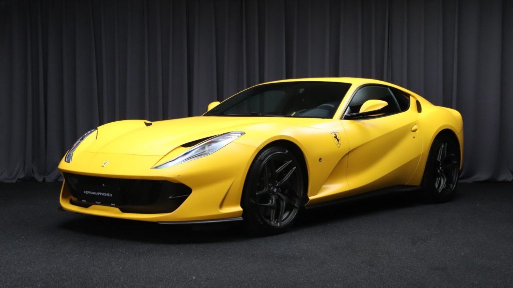 Ferrari 812 Superfast DCT