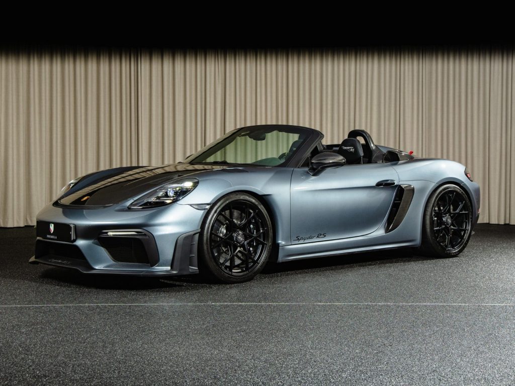 Porsche 718 Spyder RS PDK