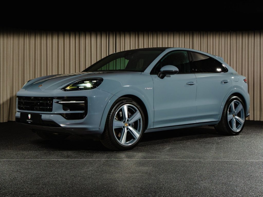 Porsche Cayenne E-Hybrid Coupé Tiptr.